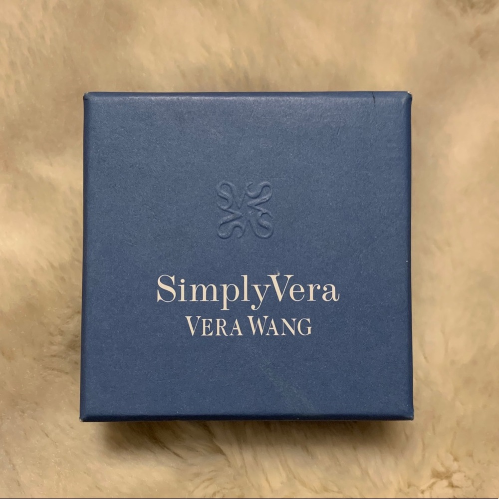 Simply Vera (Vera Wang)-white gold earrings - Picture 8 of 8
